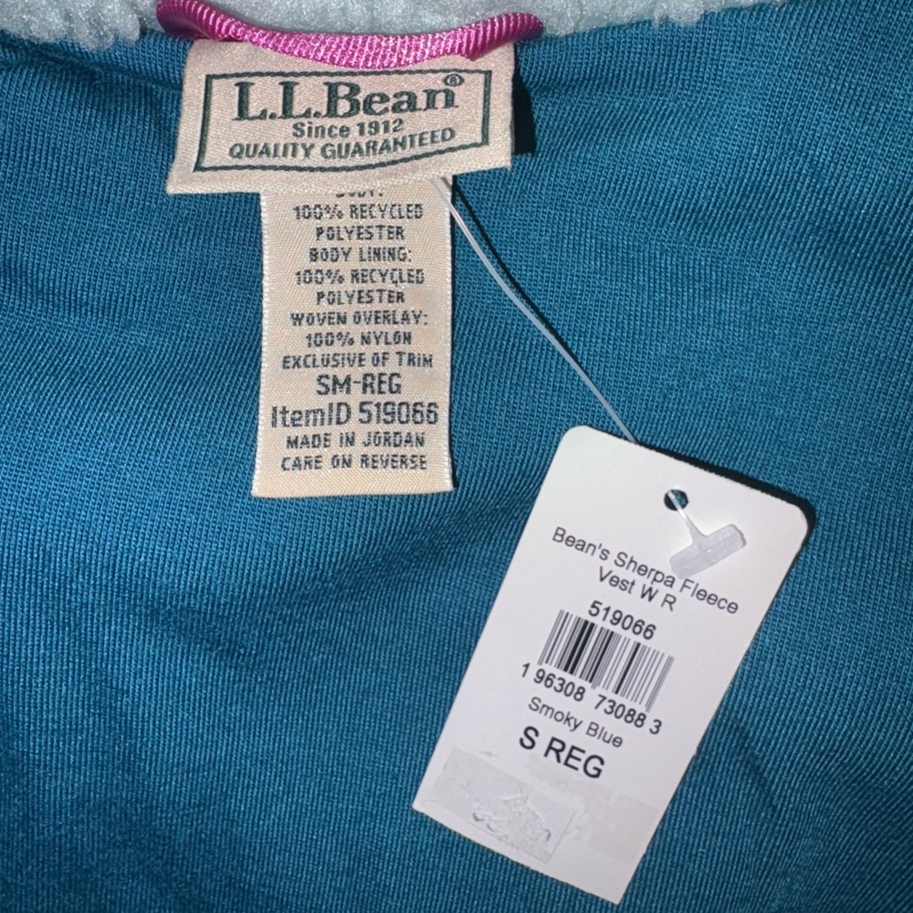 L.L. Bean Sherpa Fleece Vest - Picture 5 of 6